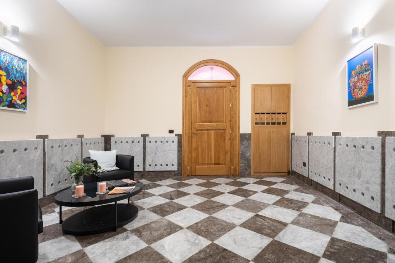 Open Sicily Residence - Central Apartments Near Quattro Canti Palermo Exterior photo