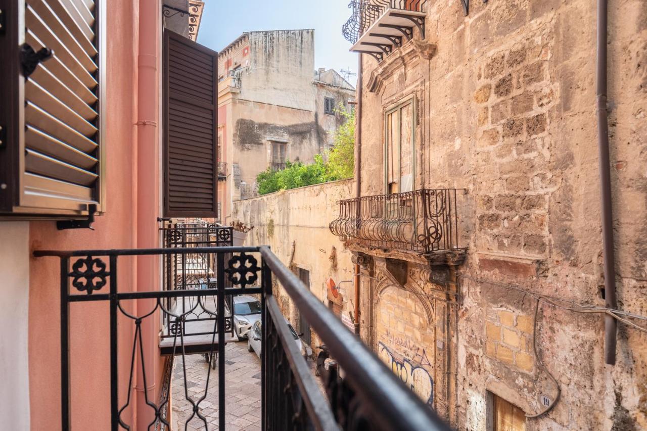 Open Sicily Residence - Central Apartments Near Quattro Canti Palermo Exterior photo